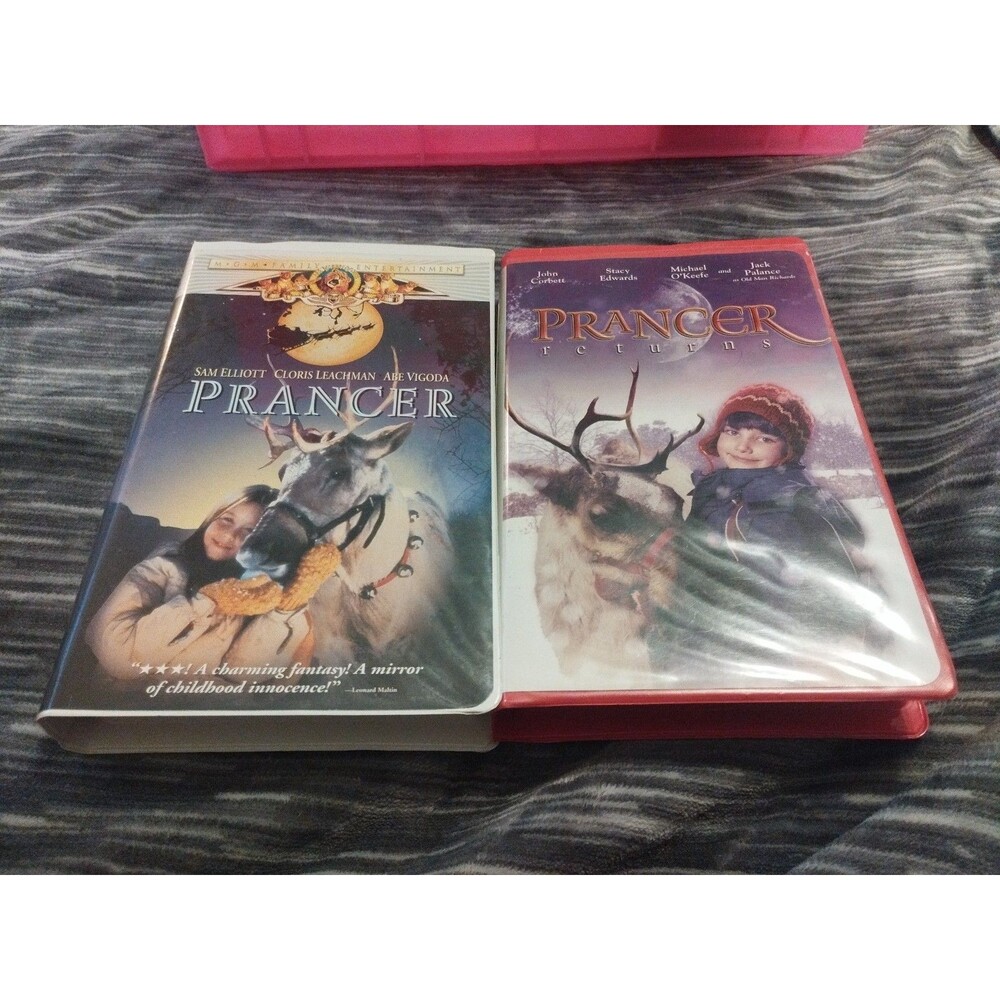 Prancer & Prancer Returns Clamshell VHS Lot
